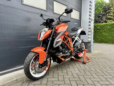 KTM 1290 SUPER DUKE R – foto 4