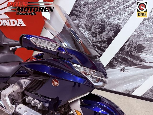 honda - gl-1800-goldwing-tour-dct
