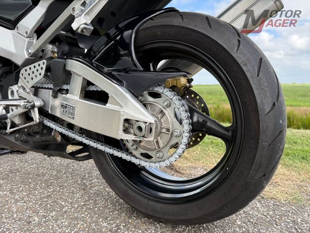 honda - cbr-900-rr-fireblade