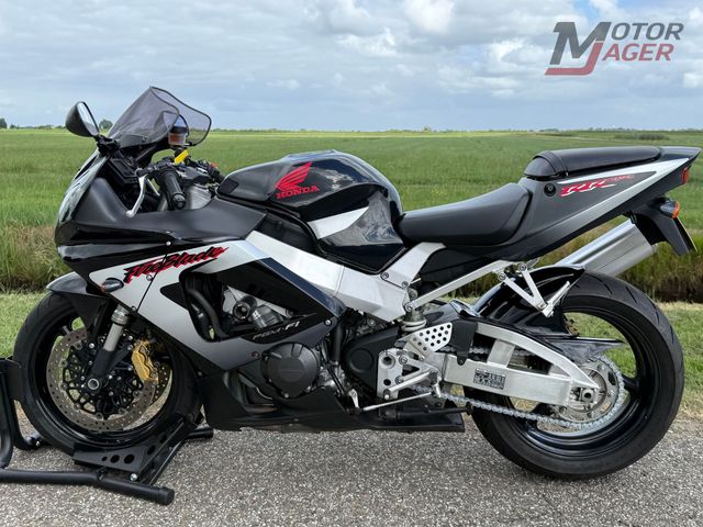 honda - cbr-900-rr-fireblade