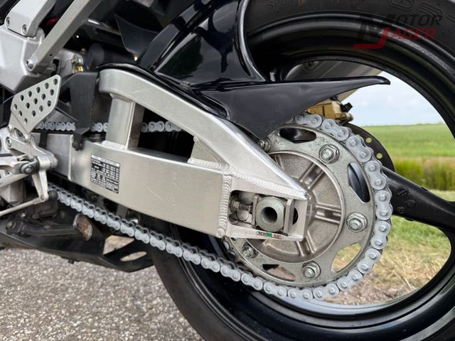 honda - cbr-900-rr-fireblade