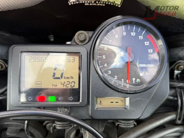 honda - cbr-900-rr-fireblade