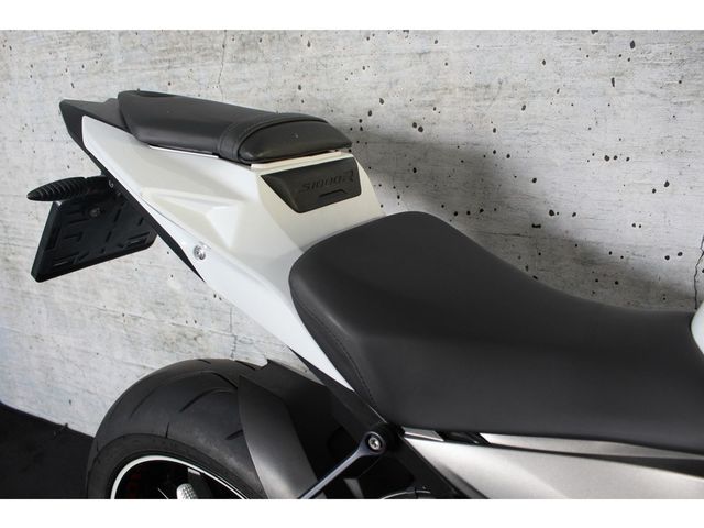 bmw - s-1000-r