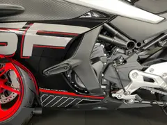 Cfmoto 450SR TC Zircon Black A2 2026 nieuw – foto 11 van 15