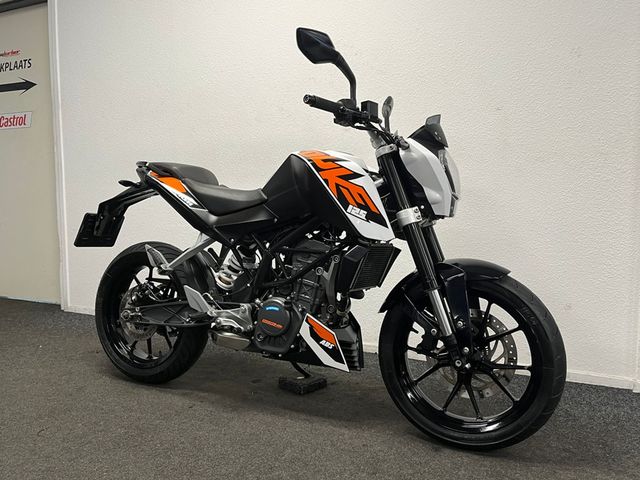 ktm - 125-duke