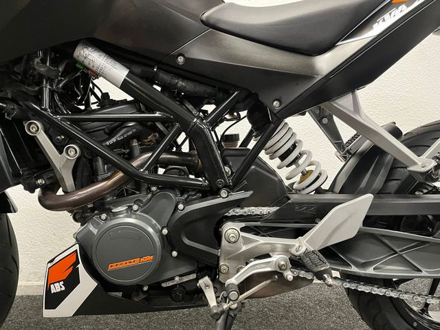 ktm - 125-duke