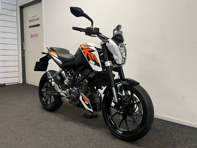 ktm - 125-duke