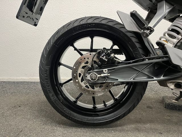 ktm - 125-duke