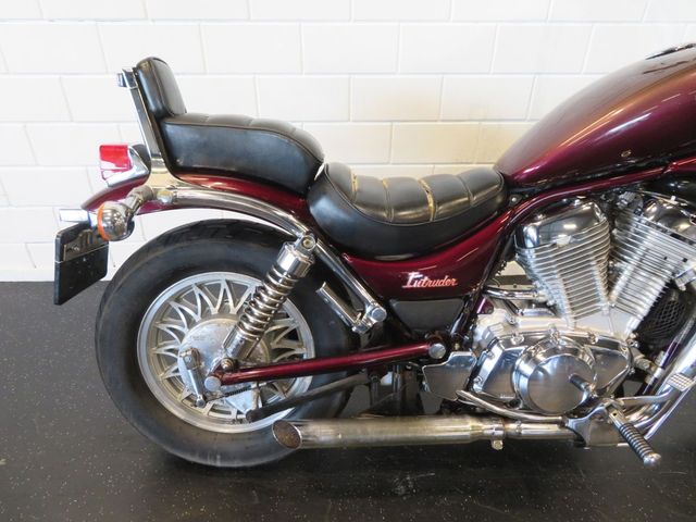 suzuki - vs-700-intruder