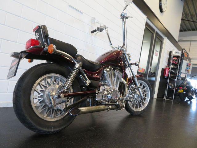 suzuki - vs-700-intruder