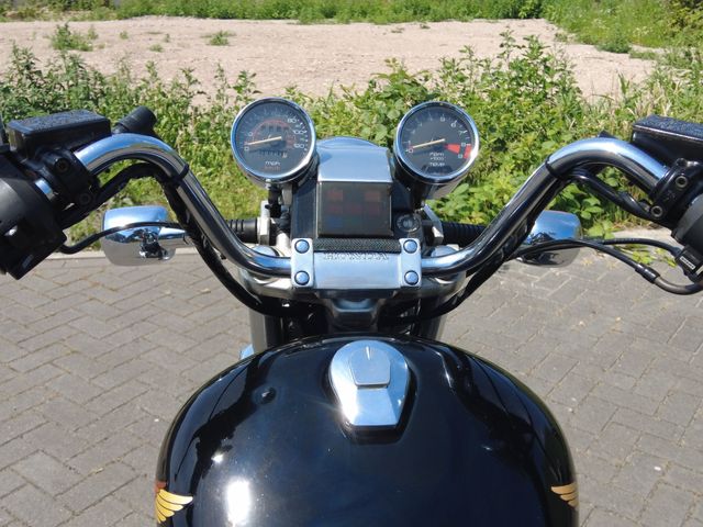 honda - vt-700-c-shadow