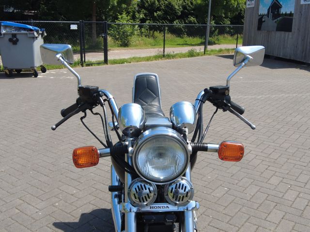honda - vt-700-c-shadow
