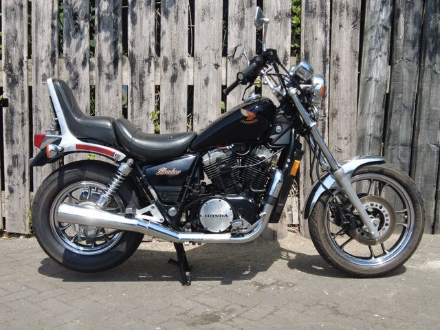 honda - vt-700-c-shadow