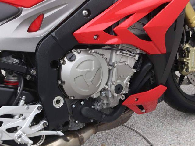 bmw - s-1000-r