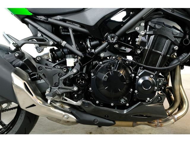 kawasaki - z900
