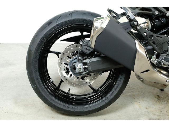 kawasaki - z900