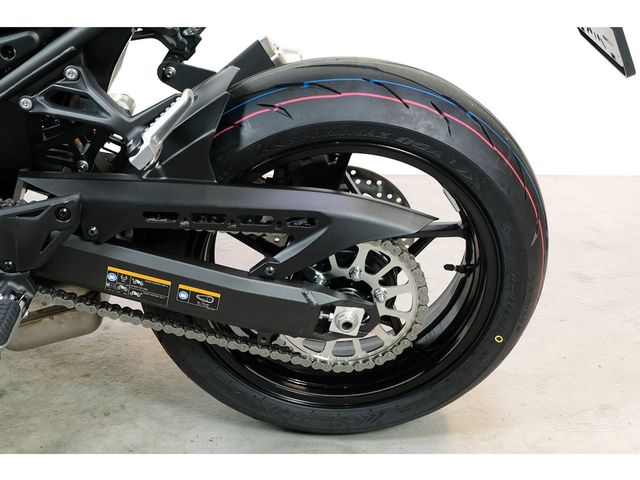 kawasaki - z900