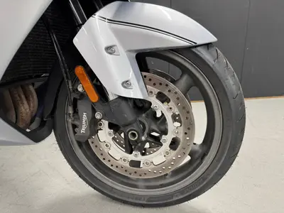 TRIUMPH TROPHY 1200 – foto 2
