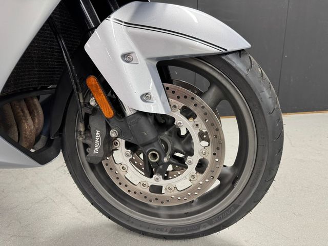 triumph - trophy-1200