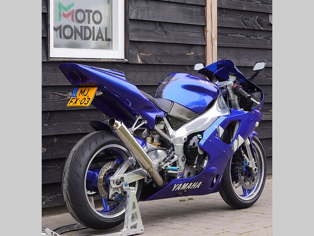yamaha - yzf-r1