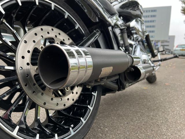 harley-davidson - breakout-fxsb