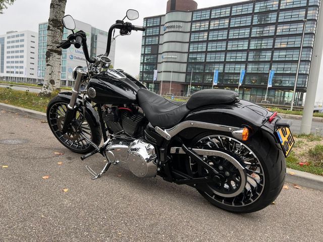 harley-davidson - breakout-fxsb