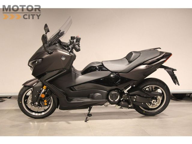 yamaha - tmax-tech-max-560