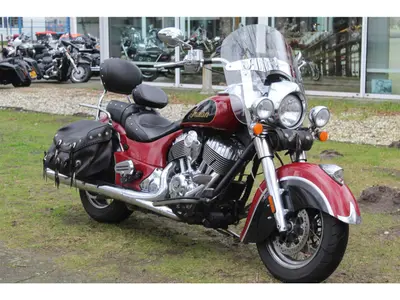 INDIAN MOTORCYCLE CHIEF – foto 4
