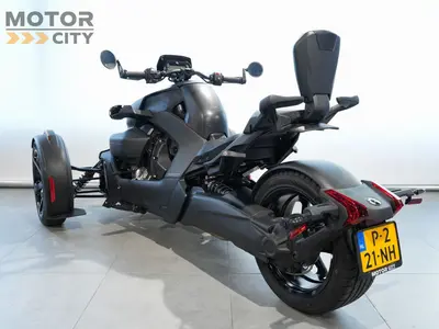 CAN-AM RYKER 900 – foto 4