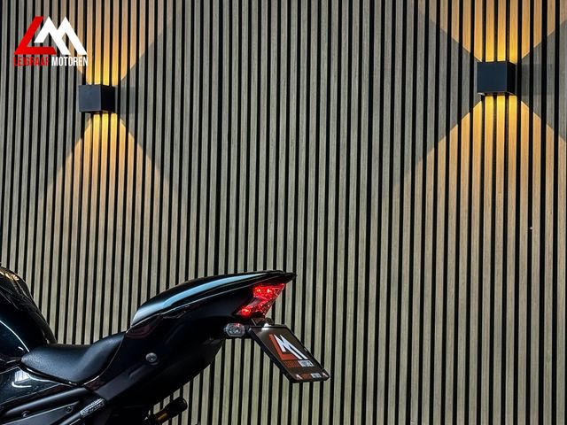 kawasaki - z900-se-performance