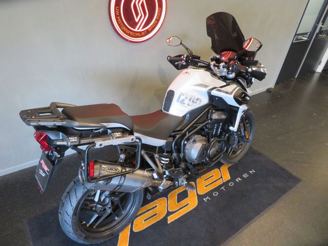 triumph - tiger-explorer