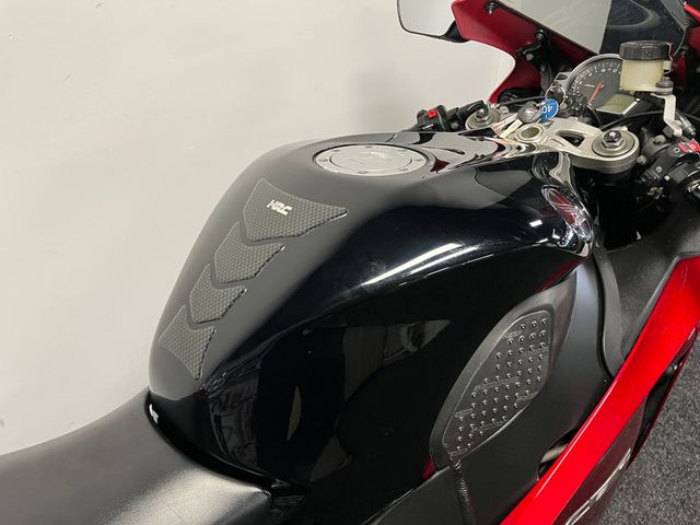 honda - cbr-1000-rr-fireblade