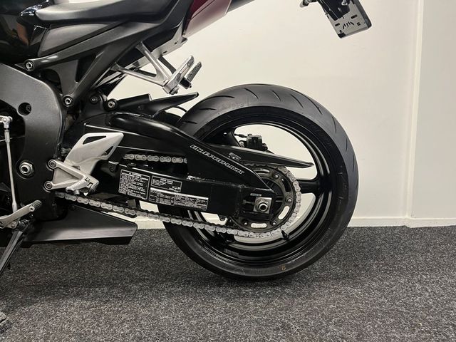 honda - cbr-1000-rr-fireblade