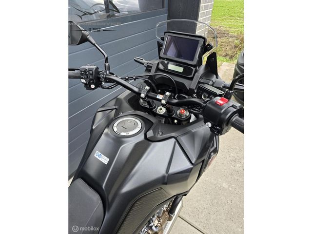 honda - crf-1100-l-africa-twin