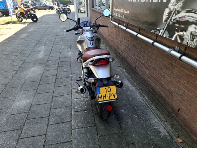 moto-guzzi - 750-breva-ie