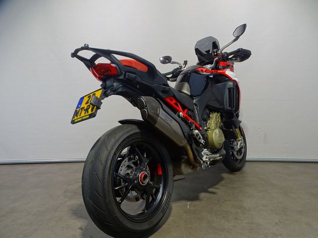ducati - multistrada-v4-pikes-peak