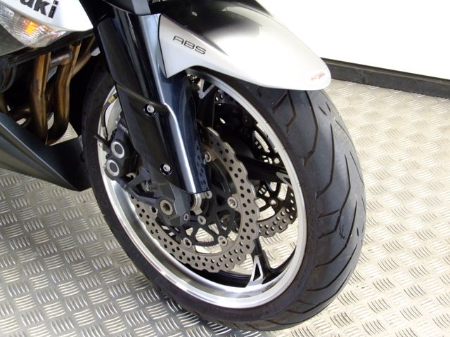kawasaki - z1000-abs