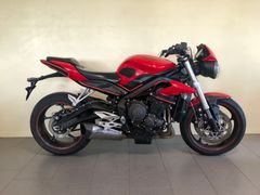 TRIUMPH STREET TRIPLE S A2