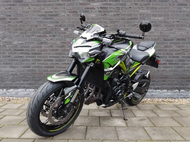 kawasaki - z900