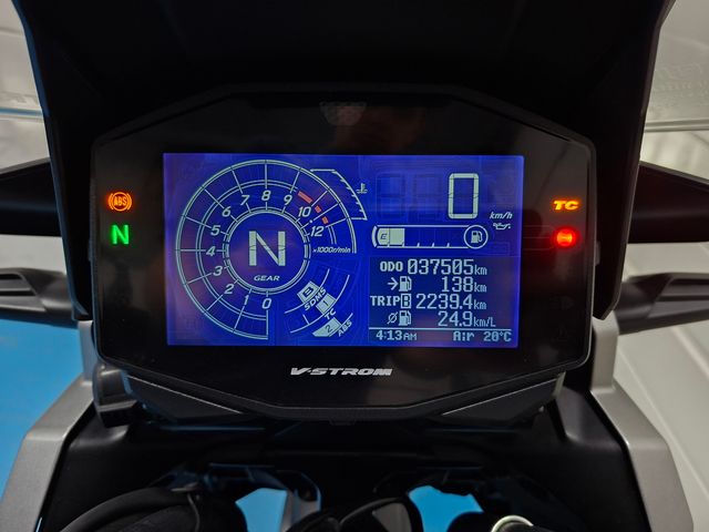 suzuki - v-strom-1050-a