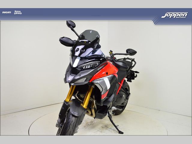 ducati - multistrada-v4-pikes-peak