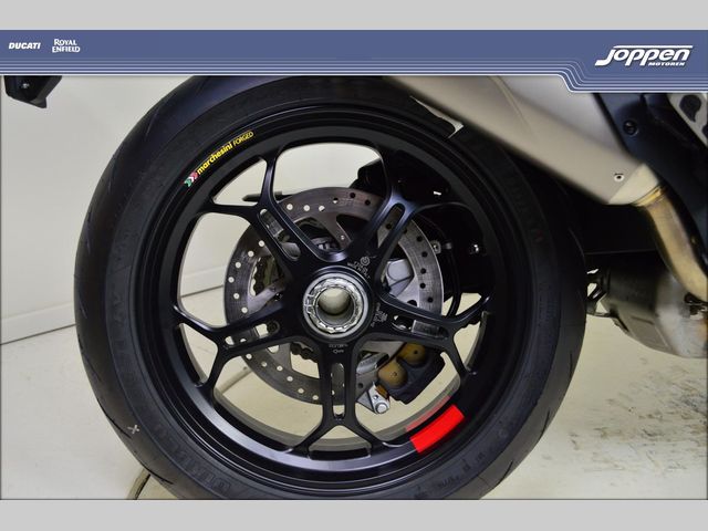 ducati - multistrada-v4-pikes-peak