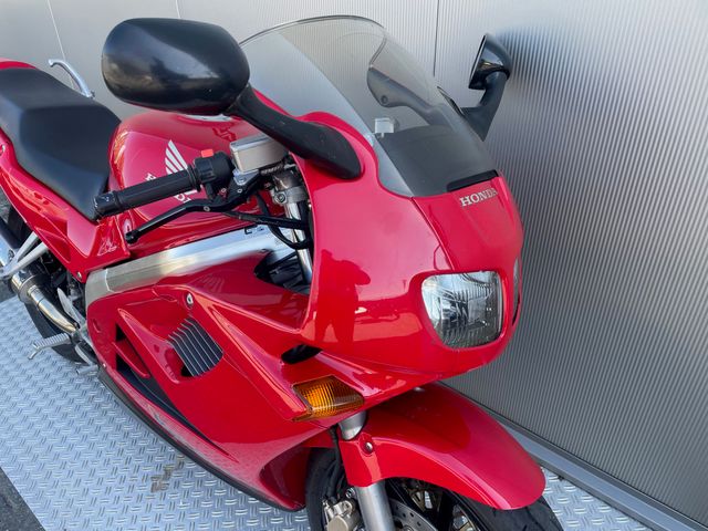honda - vfr-750-f