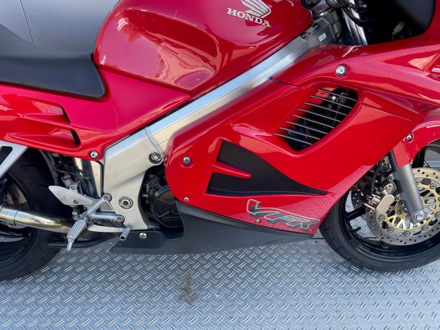 honda - vfr-750-f