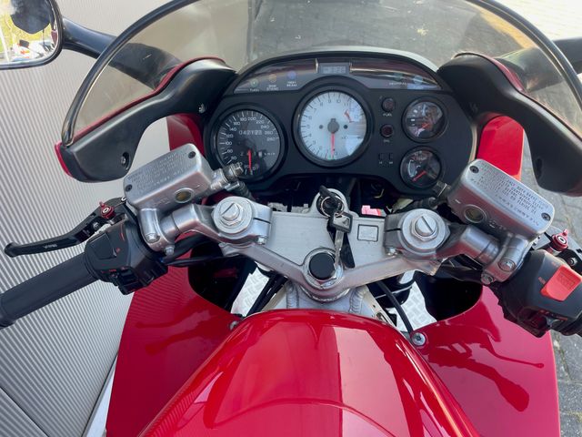 honda - vfr-750-f