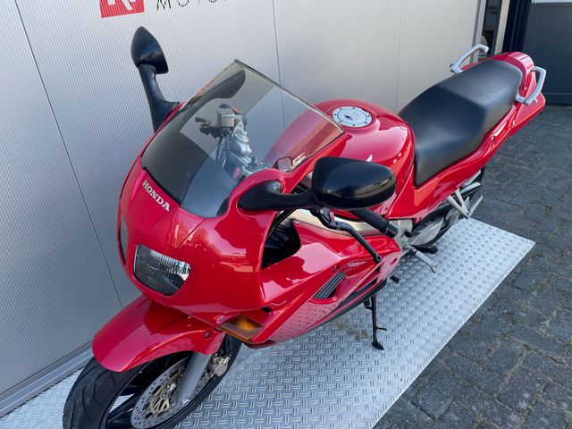 honda - vfr-750-f