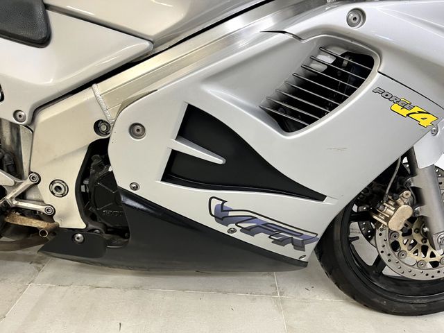 honda - vfr-750-f