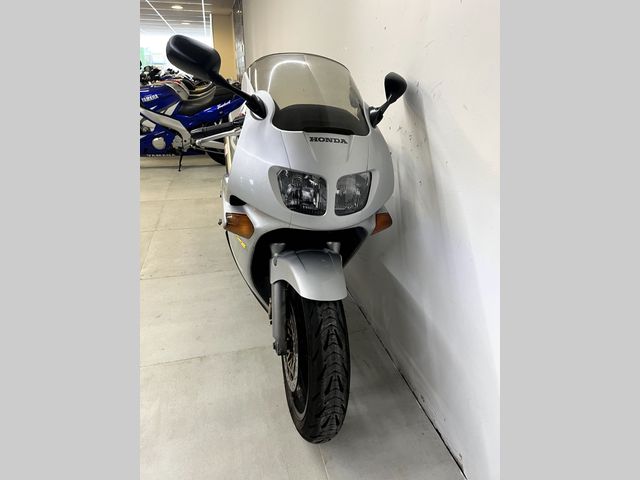 honda - vfr-750-f