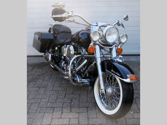harley-davidson - heritage-softail-classic-flstc