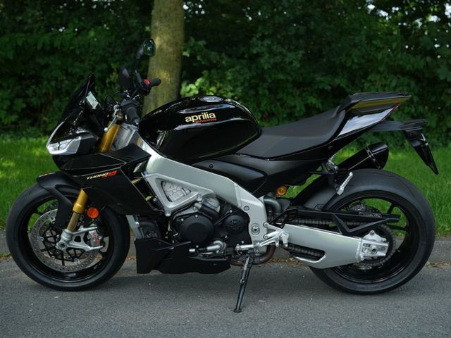 aprilia - tuono-v4-factory